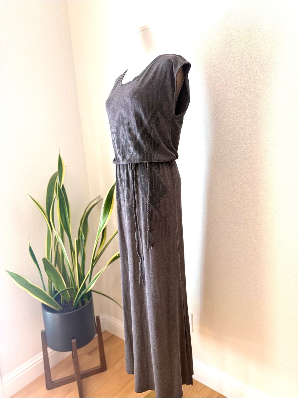 Posh Gray Sleeveless Maxi Dress with Drawstring Waist